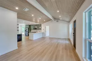 511 Ramble Ln, Austin, TX 78745 - Photo 9