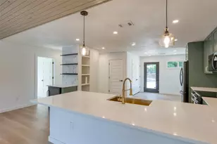 511 Ramble Ln, Austin, TX 78745 - Photo 13