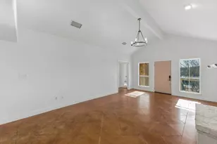 17522 Village Dr, Dripping Springs, TX 78620 - Photo 5