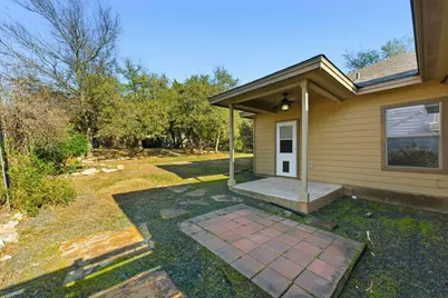 17522 Village Drive, Dripping Springs, TX 78620 - Photo 23