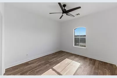 17522 Village Drive, Dripping Springs, TX 78620 - Photo 19