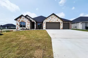 801 Golden Eagle Cv, Salado, TX 76571 - Photo 1