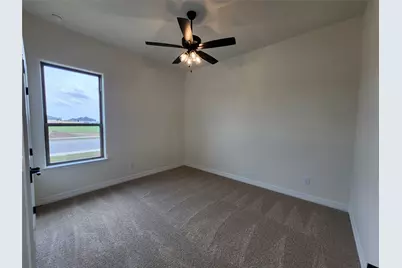 801 Golden Eagle Cove, Salado, TX 76571 - Photo 11