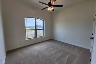 801 Golden Eagle Cv, Salado, TX 76571 - Photo 13