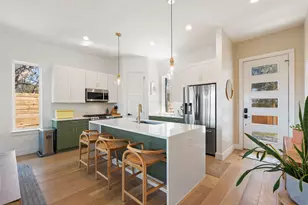 5604 Samuel Huston Ave, Austin, TX 78721 - Photo 3