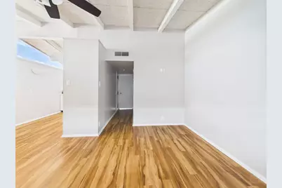 2404 Longview Street #206, Austin, TX 78705 - Photo 11