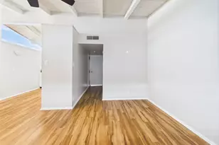 2404 Longview St, Austin, TX 78705 - Photo 11