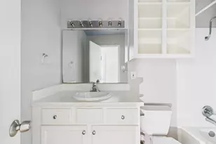 2404 Longview St, Austin, TX 78705 - Photo 21