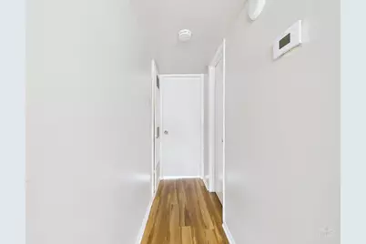 2404 Longview Street #206, Austin, TX 78705 - Photo 9