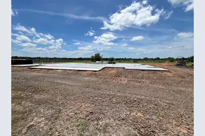 112 Court Side Drive Drive, Snook, TX 77878 - Photo 1