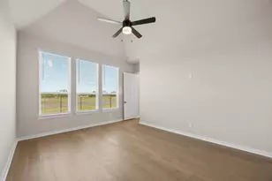 108 Ribera Dr, Liberty Hill, TX 78642 - Photo 5
