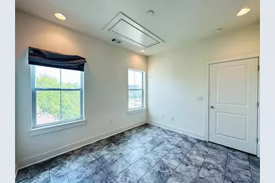 2716 Halcyon Drive #38, Austin, TX 78702 - Photo 9