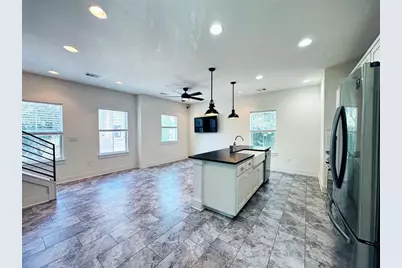 2716 Halcyon Drive #38, Austin, TX 78702 - Photo 3
