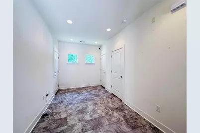 2716 Halcyon Drive #38, Austin, TX 78702 - Photo 17