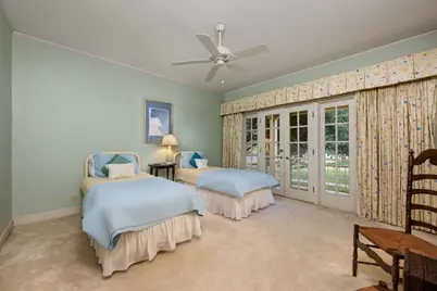 52 Club Estates Parkway, The Hills, TX 78738 - Photo 35