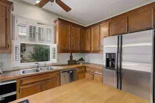 52 Club Estates Pkwy, The Hills, TX 78738 - Photo 17