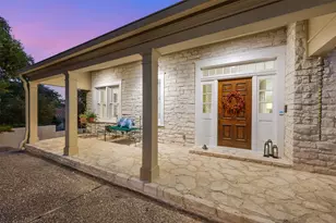 52 Club Estates Pkwy, The Hills, TX 78738 - Photo 5