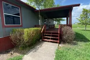 81 Roots Rd, Martindale, TX 78655 - Photo 15