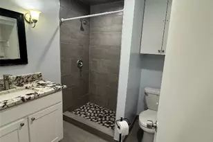 1705 Holly St, Austin, TX 78702 - Photo 5