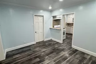 1705 Holly St, Austin, TX 78702 - Photo 7