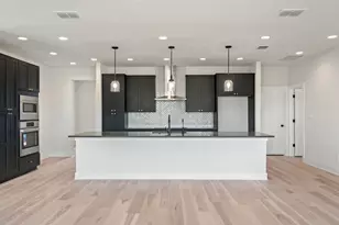 711 N Paleface Ranch Rd, Spicewood, TX 78669 - Photo 3