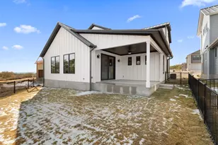 711 N Paleface Ranch Rd, Spicewood, TX 78669 - Photo 11