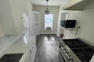 4417 Lucksinger Ln, Austin, TX 78745 - Photo 9