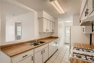 905 & 907 Chisholm Cove, Round Rock, TX 78681 - Photo 7