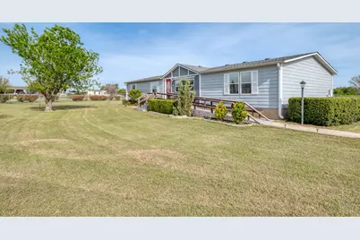 114 Thomas Park Drive, Hutto, TX 78634 - Photo 3