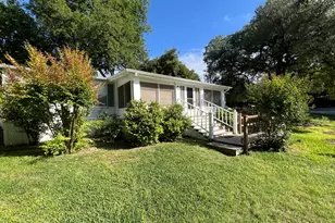 356 River Bend Dr, New Braunfels, TX 78130 - Photo 5