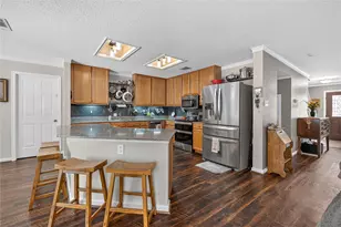901 Dogwood Trail, Cedar Park, TX 78613 - Photo 5