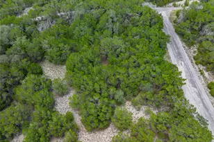 8200 Arroyo Ave, Lago Vista, TX 78645 - Photo 9