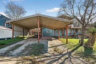 2401 De Soto Dr, Austin, TX 78733 - Photo 3