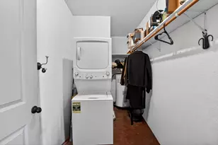 2401 De Soto Dr, Austin, TX 78733 - Photo 33