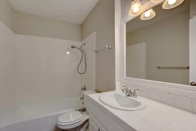 303 W 40th Street #101, Austin, TX 78751 - Photo 11