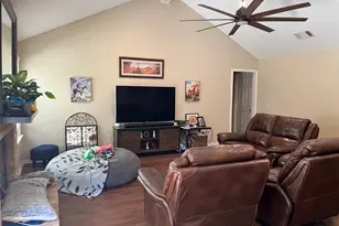 6401 Woodcrest Dr, Austin, TX 78759 - Photo 5