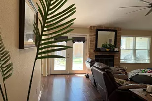 6401 Woodcrest Dr, Austin, TX 78759 - Photo 9