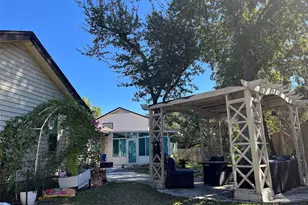 6401 Woodcrest Dr, Austin, TX 78759 - Photo 15