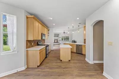 138 Papawai Drive, Bastrop, TX 78602 - Photo 5