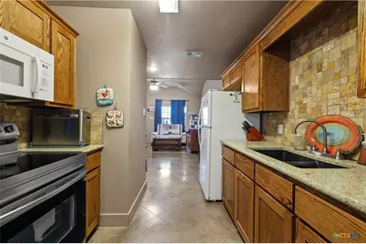1239 Honor Lane, Temple, TX 76501 - Photo 9