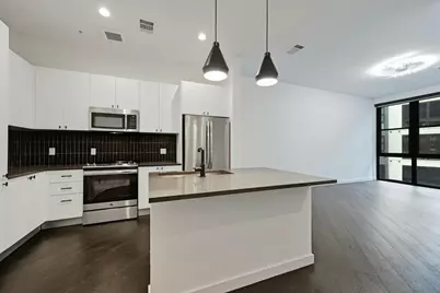 800 Embassy Drive #411, Austin, TX 78702 - Photo 5