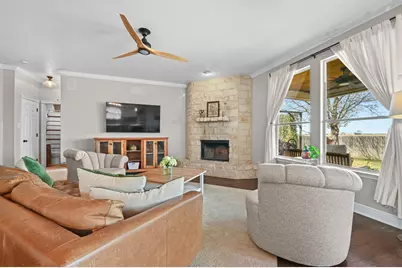 939 Avery Parkway, New Braunfels, TX 78130 - Photo 3