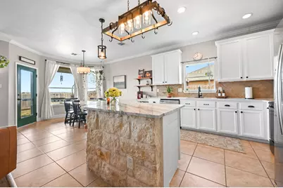 939 Avery Parkway, New Braunfels, TX 78130 - Photo 9