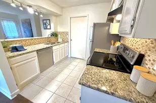 900 Taulbee Ln, Austin, TX 78757 - Photo 7