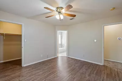 7704 Plateau Cove, Lago Vista, TX 78645 - Photo 15