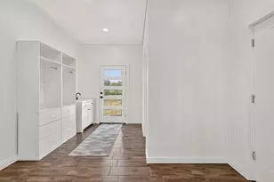 111 Starlight Path, Red Rock, TX 78662 - Photo 27