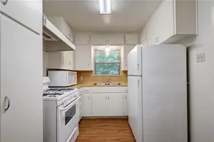 607 Bellevue Pl, Austin, TX 78705 - Photo 11
