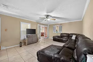 133 Hillcrest Dr, Luling, TX 78648 - Photo 11