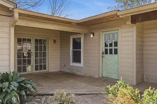 133 Hillcrest Dr, Luling, TX 78648 - Photo 23