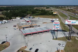 1951 South Magnolia, Luling, TX 78648 - Photo 29